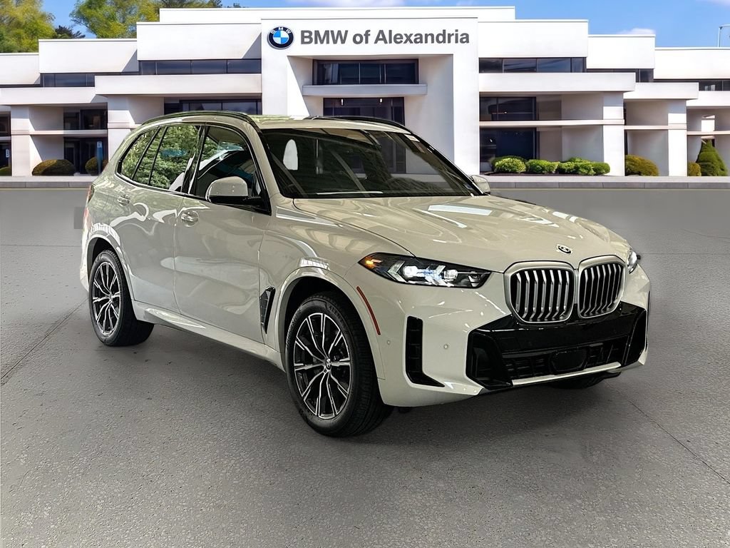 New 2026 BMW X5 xDrive40i w/ M Sport Package AWD/4WD image 3