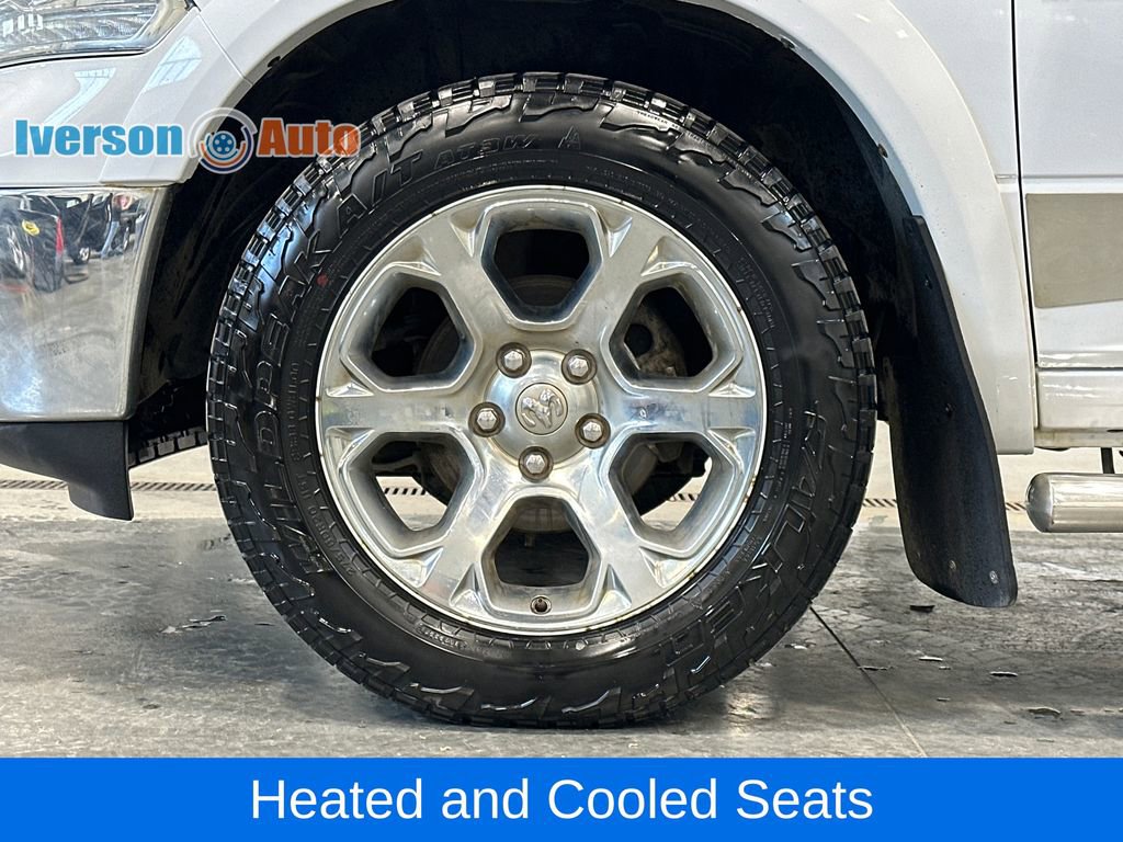 Used 2016 RAM 1500 Laramie w/ Convenience Group AWD/4WD image 11