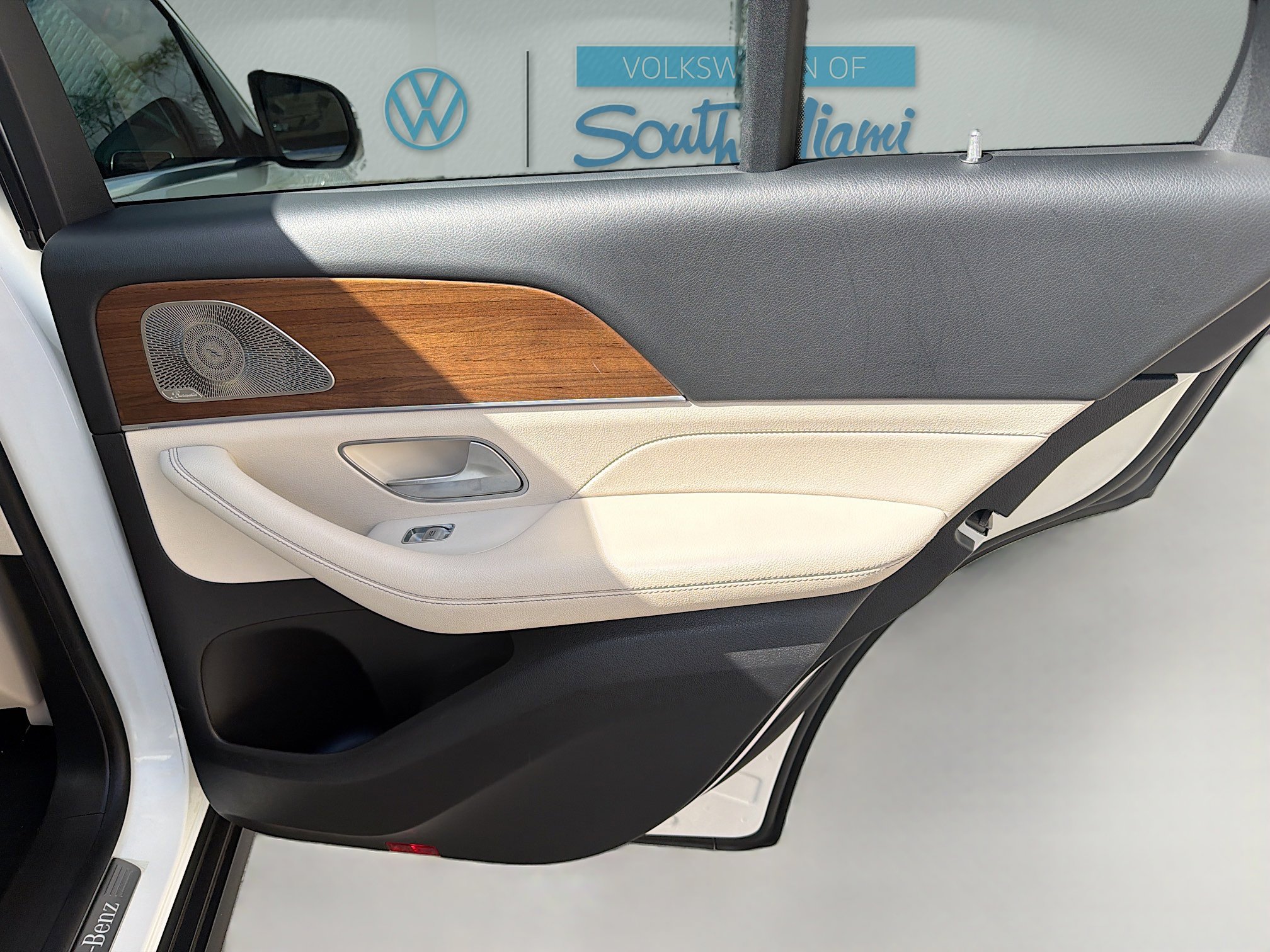 Used 2024 Mercedes-Benz GLE 450 4MATIC image 31