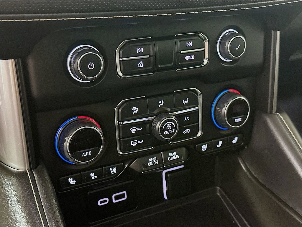 Used 2024 Chevrolet Tahoe Premier RWD image 18