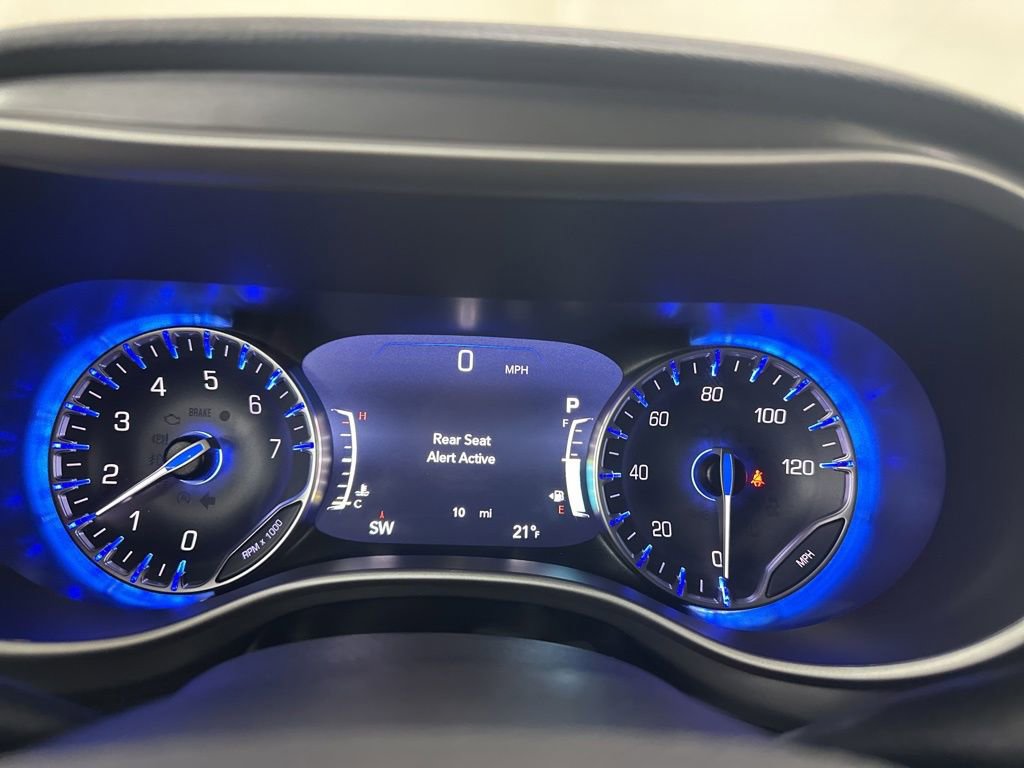 New 2026 Chrysler Pacifica Select image 36