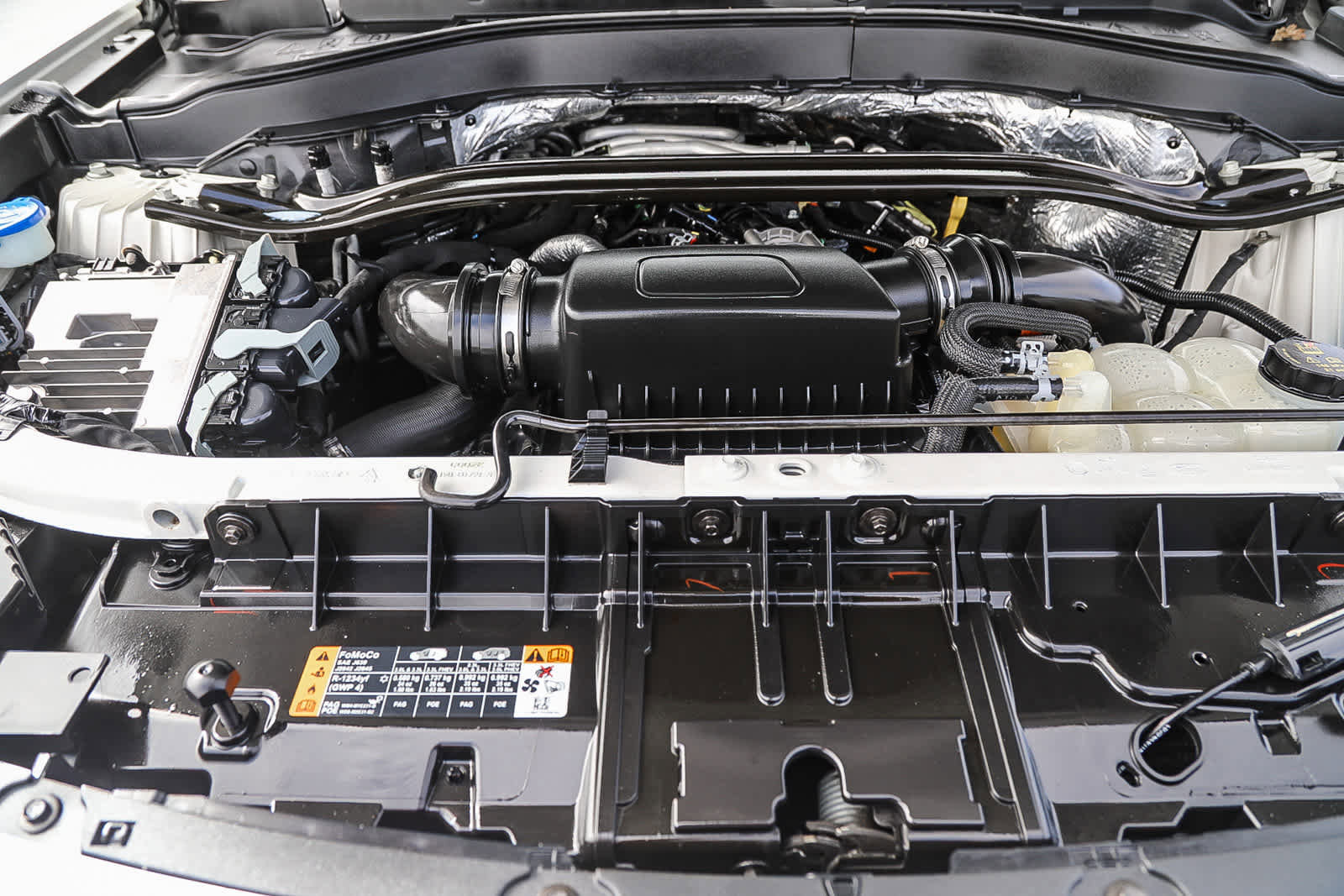 Used 2020 Ford Explorer Platinum w/ Premium Technology Package image 27