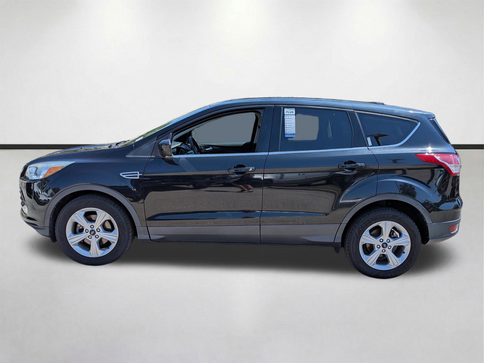 Used 2015 Ford Escape SE image 7