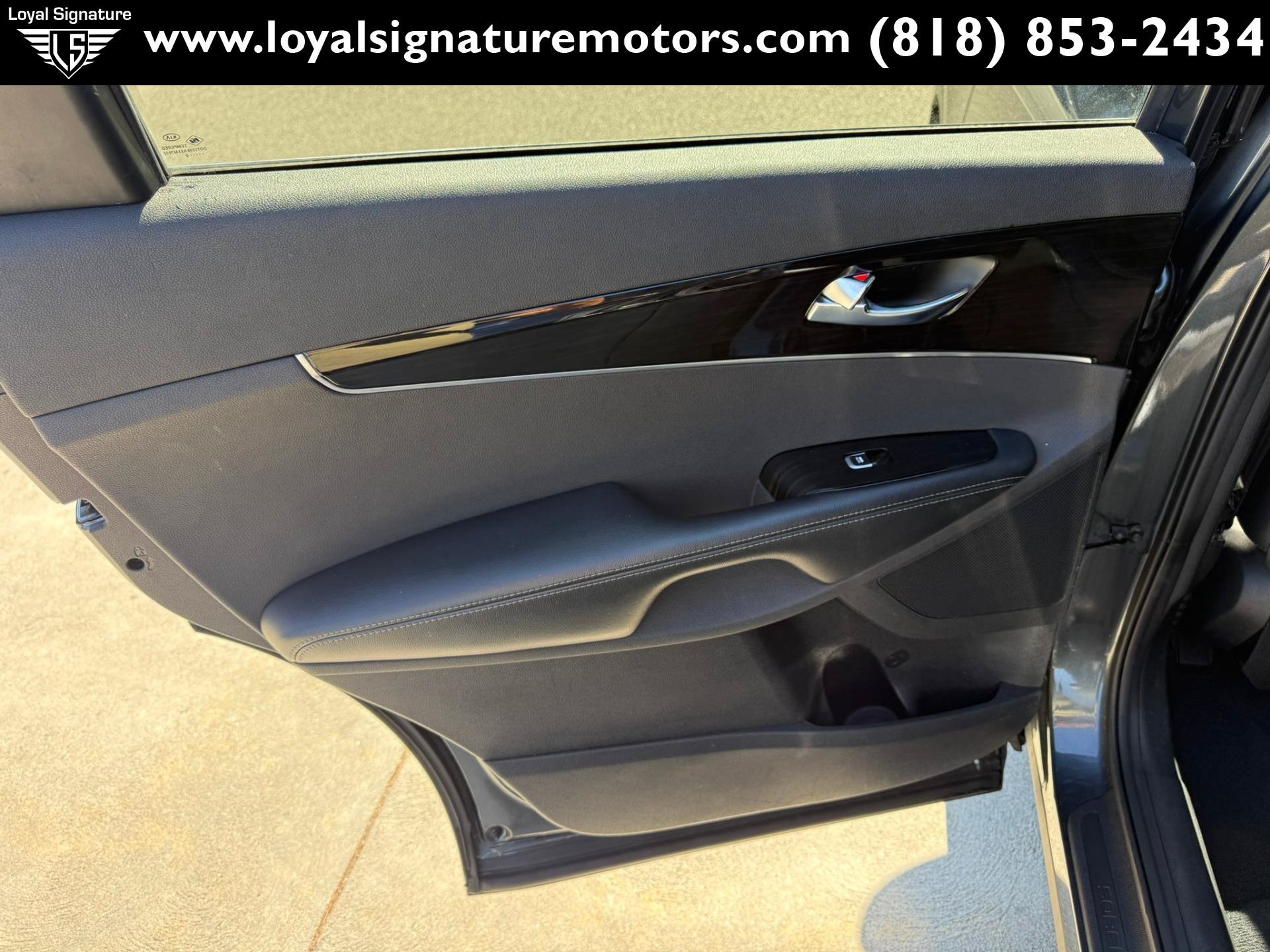 Used 2020 Kia Sorento EX FWD image 18