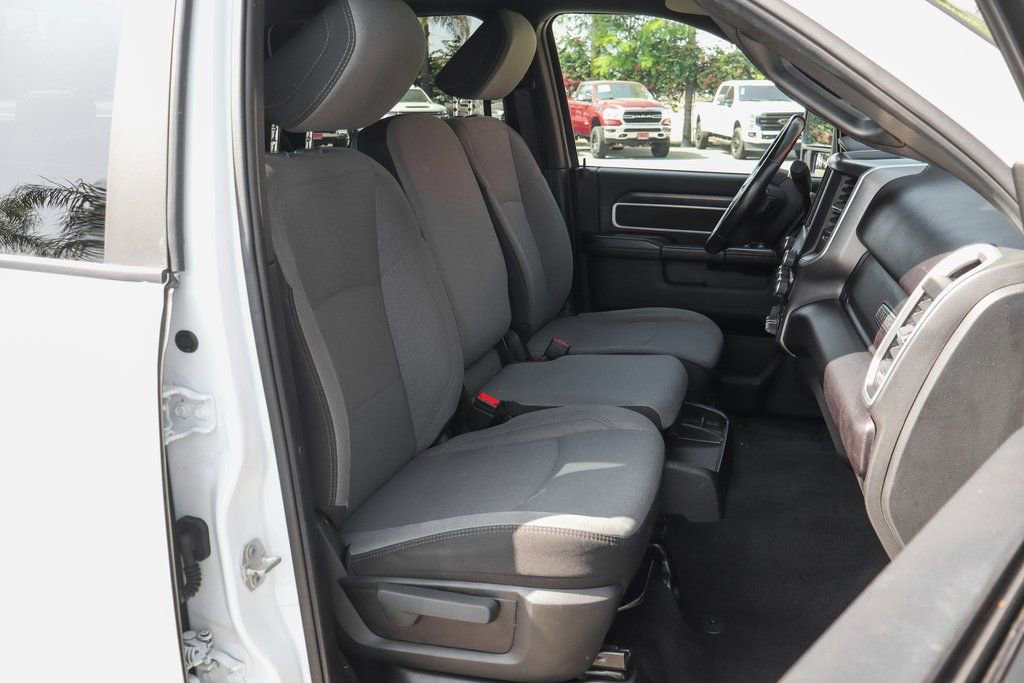 Used 2024 RAM 3500 Big Horn AWD/4WD image 45