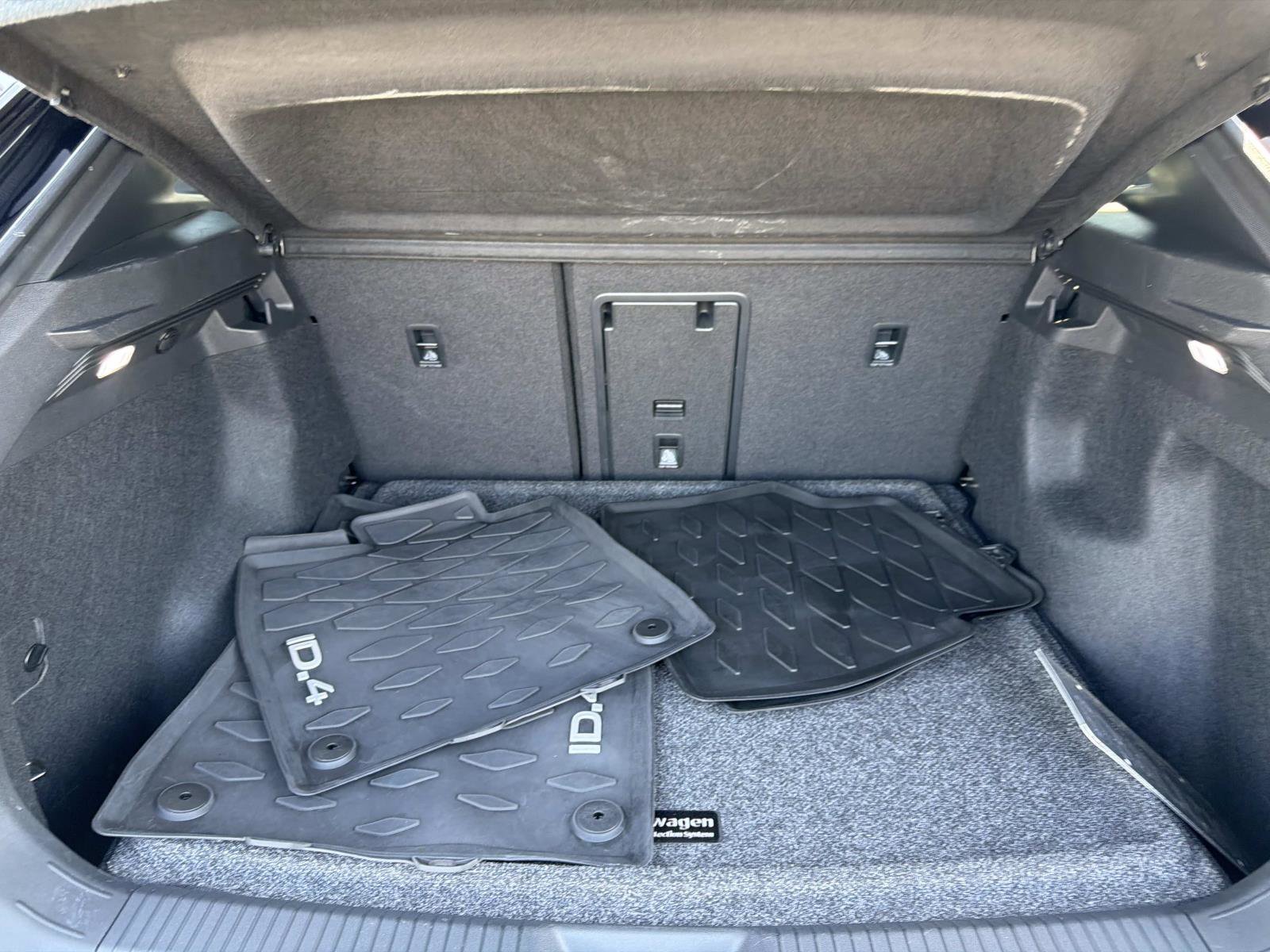 Used 2024 Volkswagen ID.4 S RWD image 5
