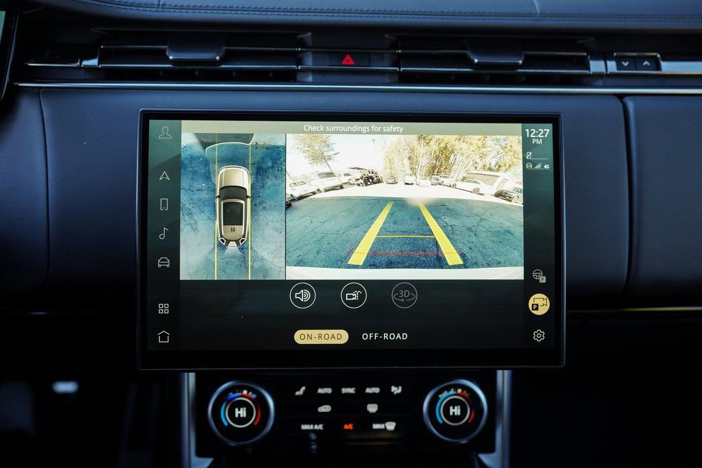 Used 2022 Land Rover Range Rover SE image 32