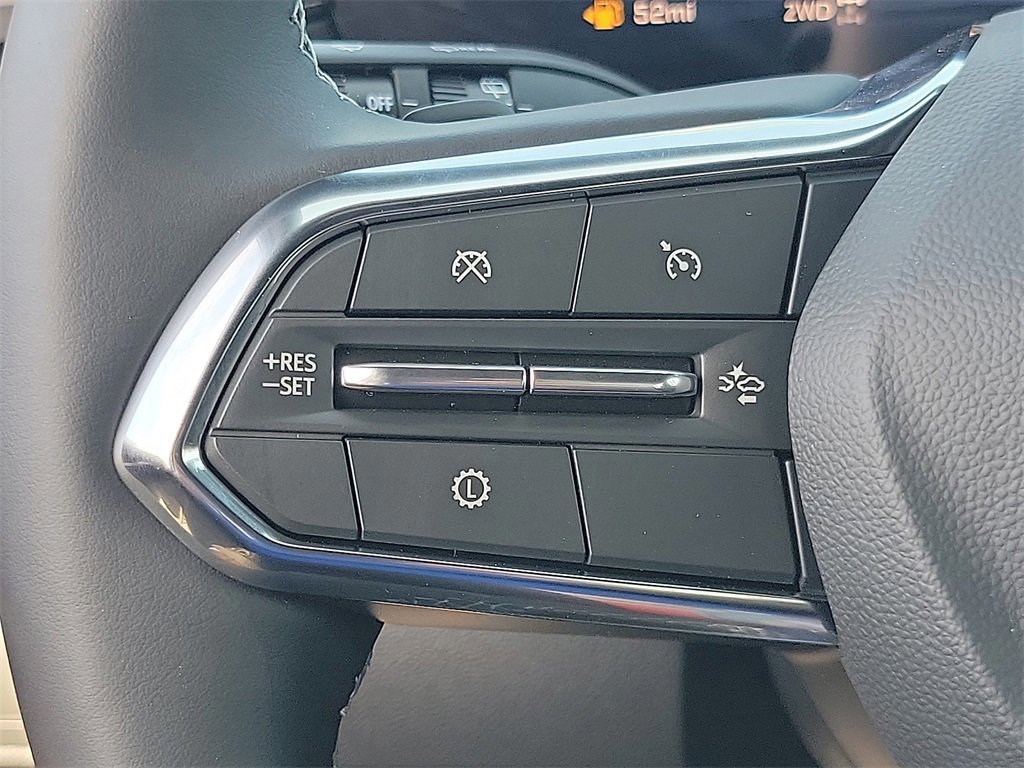 New 2026 Chevrolet Traverse Z71 w/ LPO, Floor Liner Package image 5