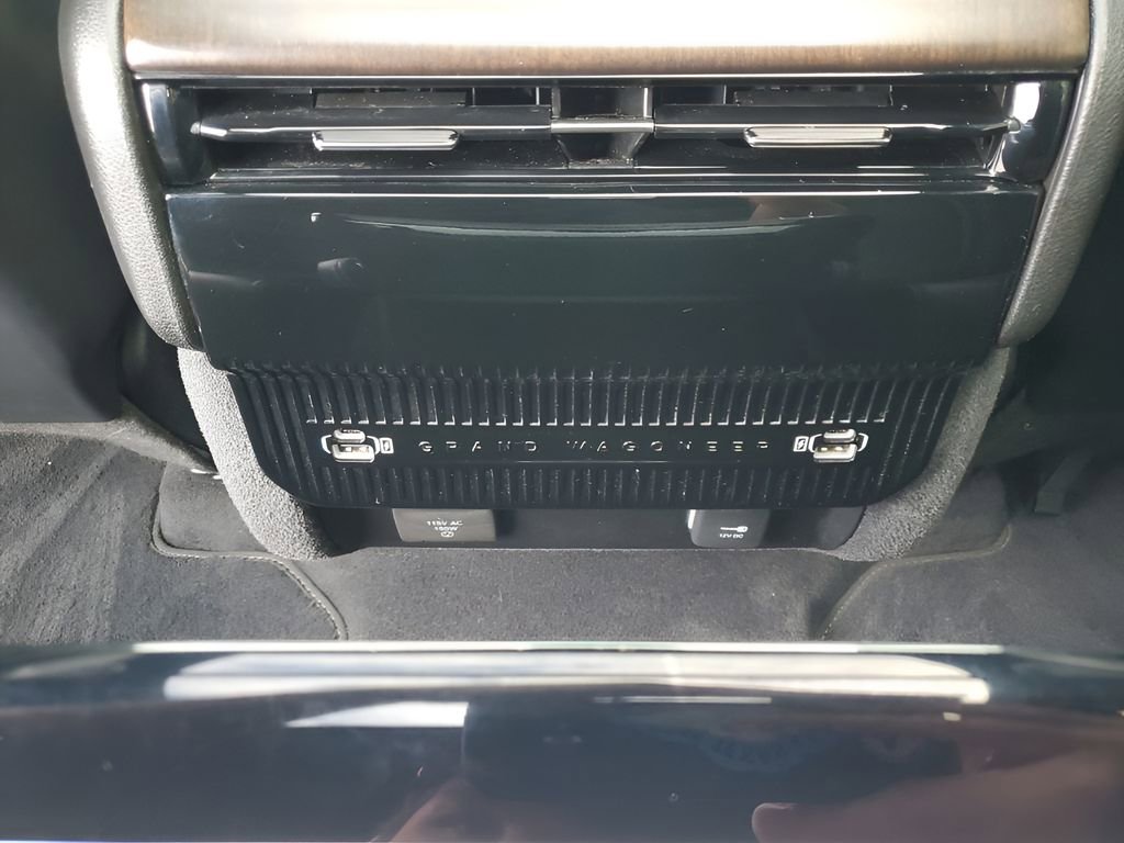 Used 2023 Jeep Grand Wagoneer 4WD image 23