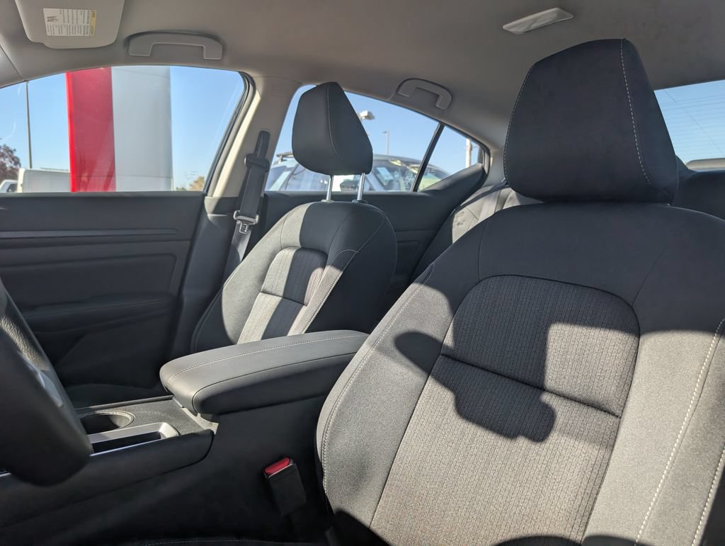 New 2026 Nissan Altima 2.5 SV FWD image 7