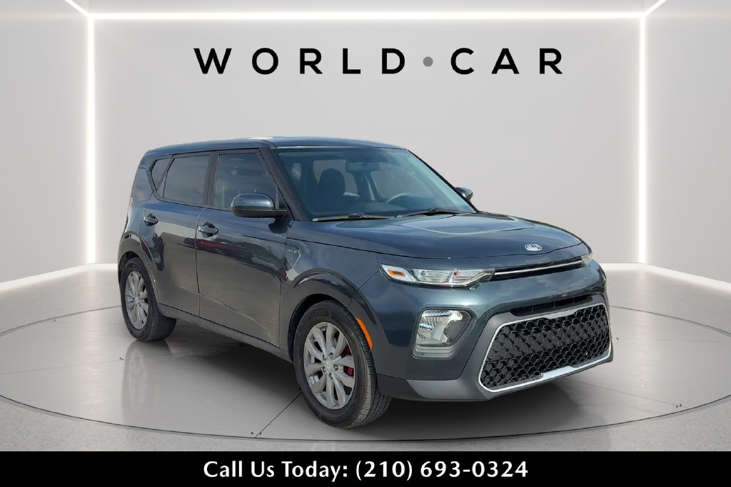 Used 2020 Kia Soul LX FWD image 1