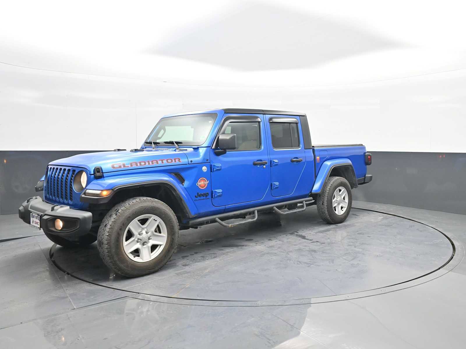 Used 2021 Jeep Gladiator Sport image 4