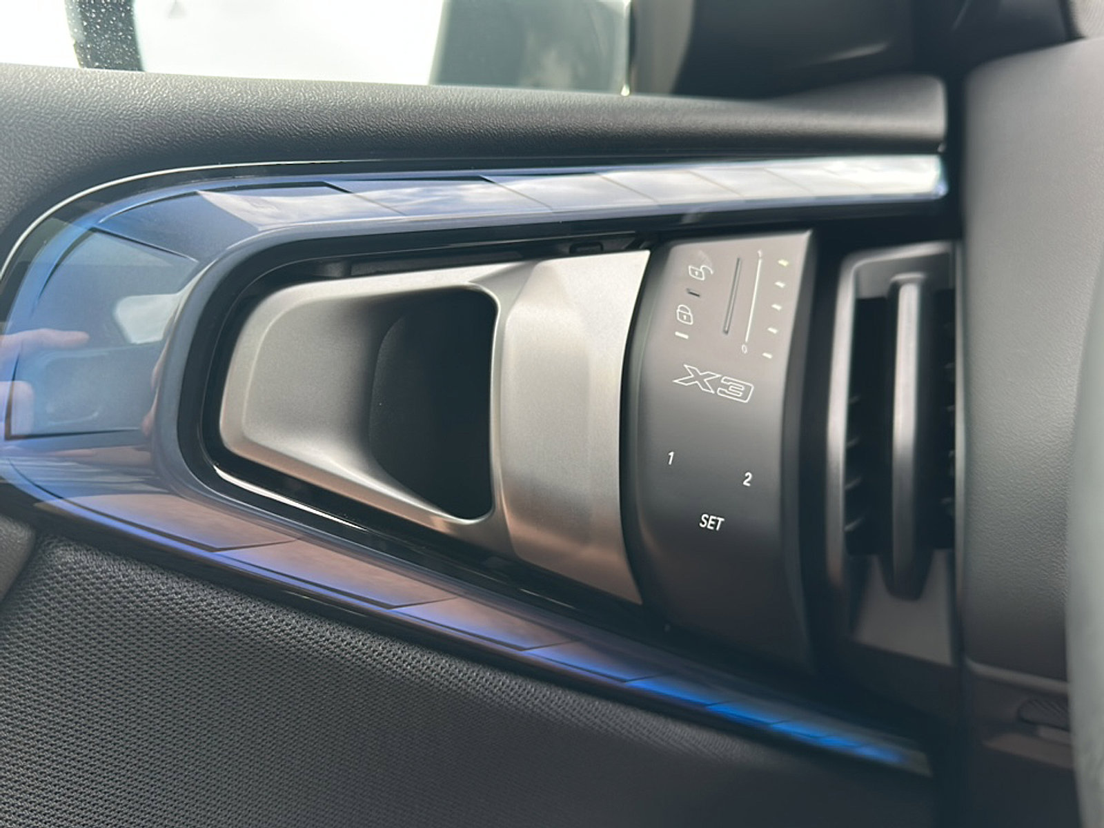 New 2026 BMW X3 xDrive30 w/ Premium Package image 26