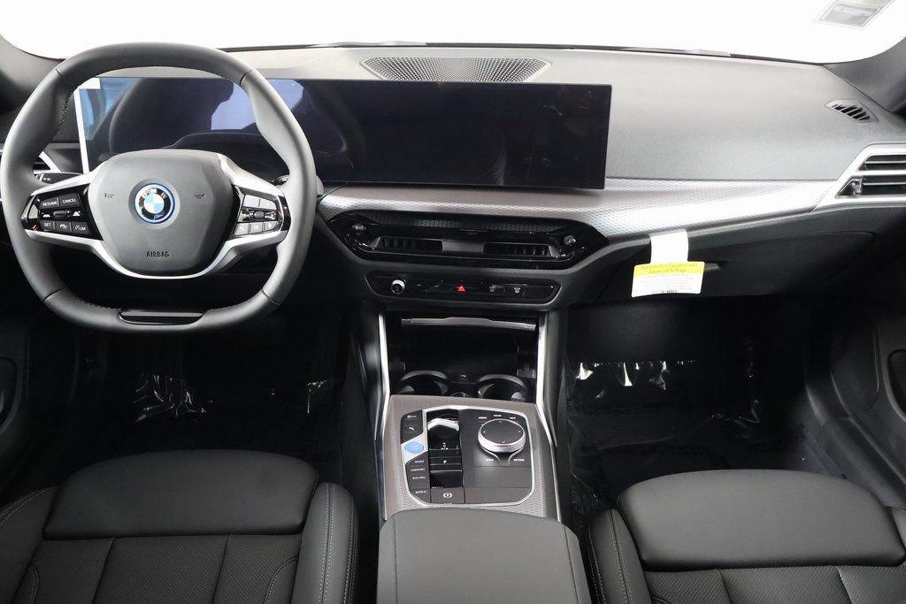 New 2026 BMW i4 xDrive40i w/ Driving Assistance Package AWD/4WD image 4