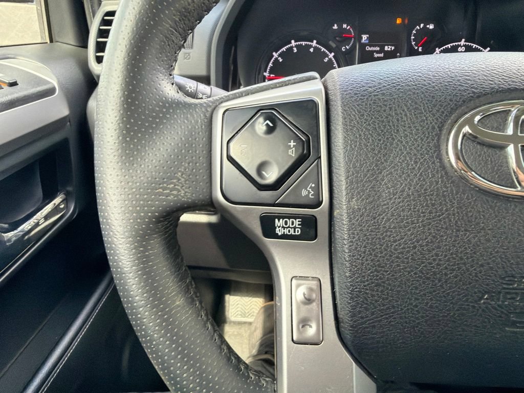 Used 2021 Toyota 4Runner SR5 AWD/4WD image 11