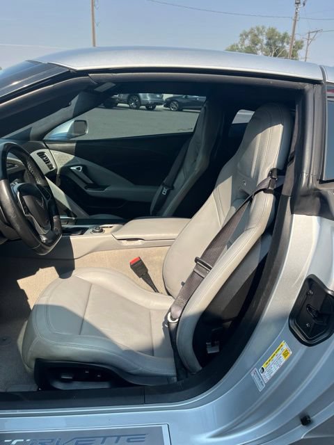 Used 2016 Chevrolet Corvette Stingray Coupe w/ 3LT Preferred Equipment Group RWD image 28