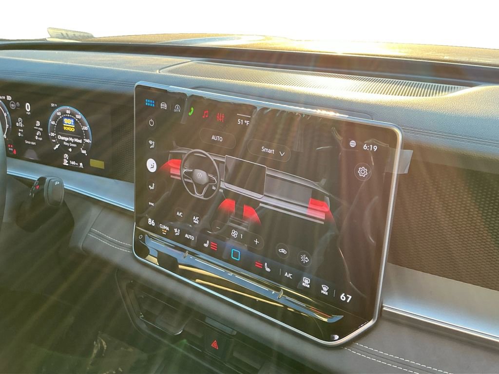 New 2026 Volkswagen Tiguan SE AWD/4WD image 18