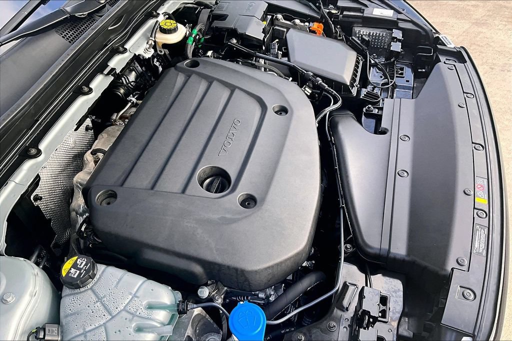 Certified 2026 Volvo XC40 B5 Ultra AWD/4WD image 44