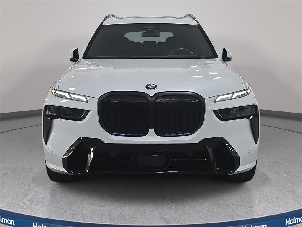 Used 2024 BMW X7 xDrive40i w/ M Sport Package image 2
