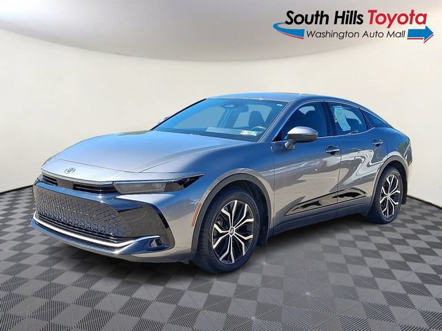Used 2023 Toyota Crown AWD/4WD image 3
