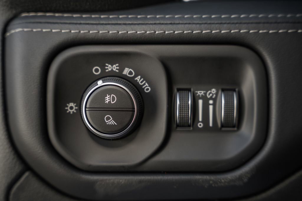 New 2026 RAM 1500 Limited AWD/4WD image 47