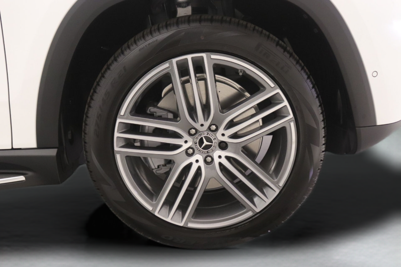 New 2026 Mercedes-Benz GLS 450 4MATIC image 12