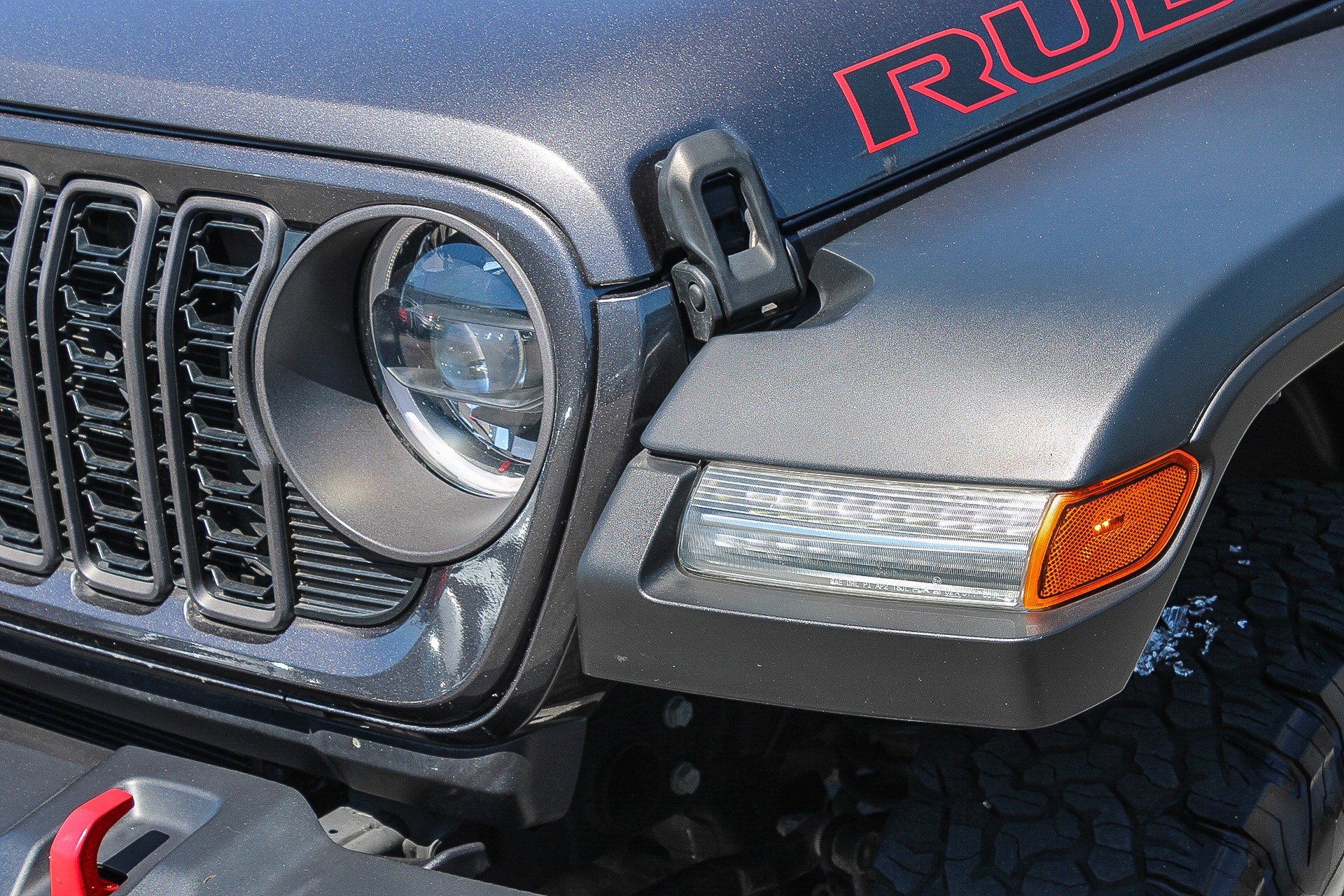 Used 2024 Jeep Wrangler Unlimited Rubicon w/ Convenience Group image 5