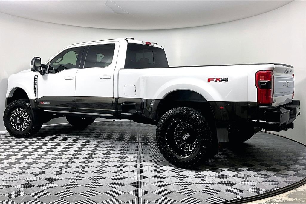 Used 2025 Ford F450 King Ranch w/ FX4 Off-Road Package AWD/4WD image 11