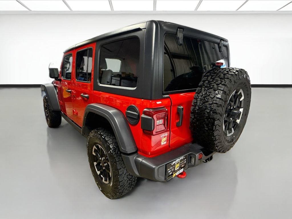 Used 2025 Jeep Wrangler Unlimited Rubicon AWD/4WD image 7
