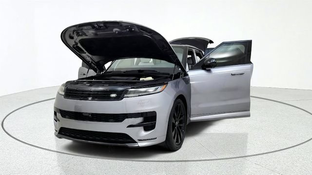 Used 2025 Land Rover Range Rover Sport Dynamic SE AWD/4WD image 13