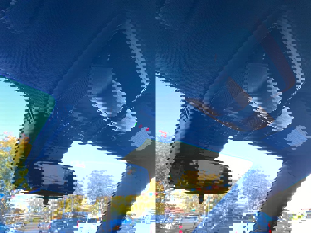 Used 2025 GMC Acadia Elevation image 39