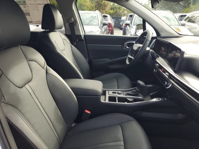 New 2026 Kia Sorento S FWD image 32