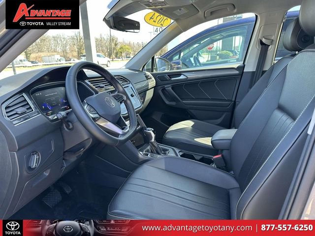 Used 2024 Volkswagen Tiguan SE image 15
