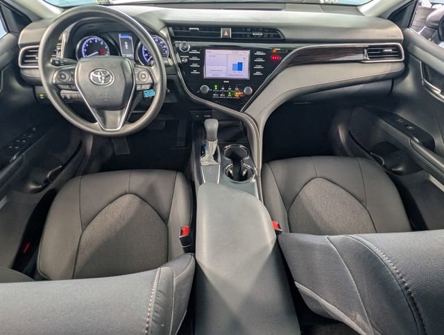Used 2020 Toyota Camry LE image 9
