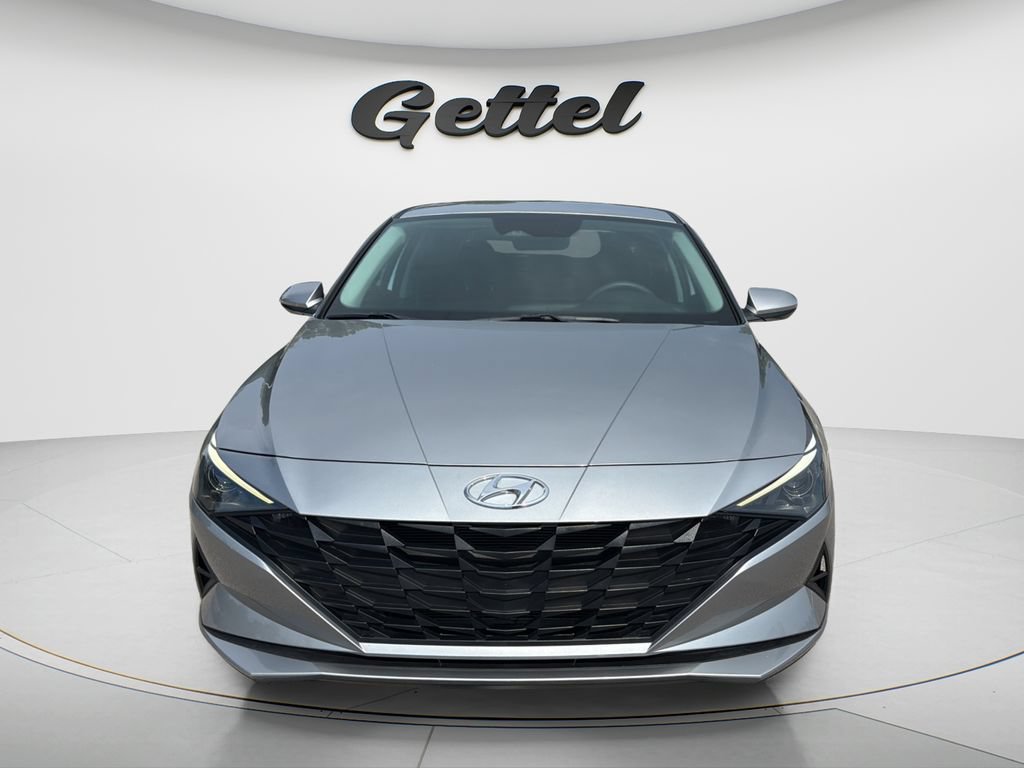 Used 2022 Hyundai Elantra SEL FWD video 2