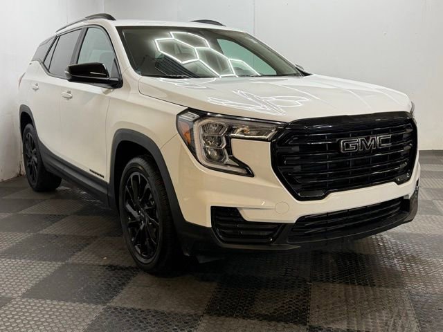 Used 2024 GMC Terrain SLE w/ Driver Convenience Package