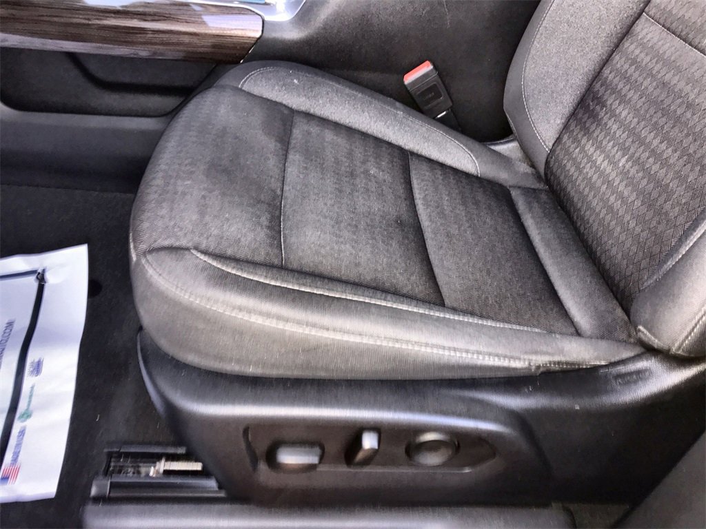 Used 2023 Chevrolet Silverado 1500 RST image 12