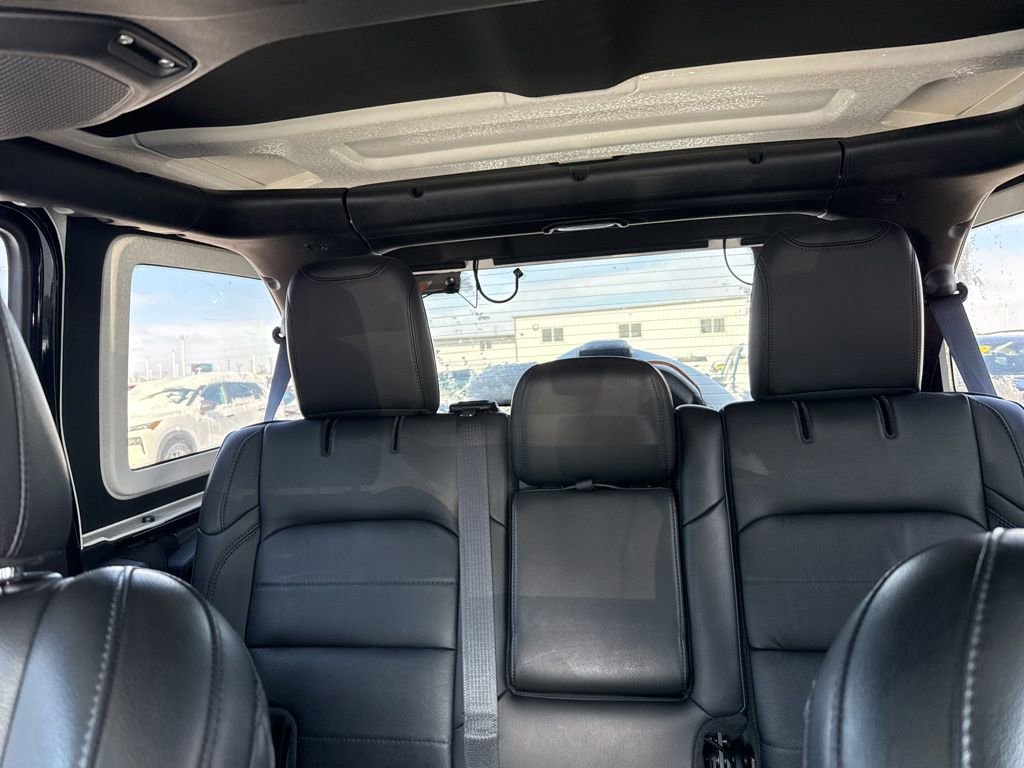 Used 2022 Jeep Wrangler Unlimited Sahara image 18