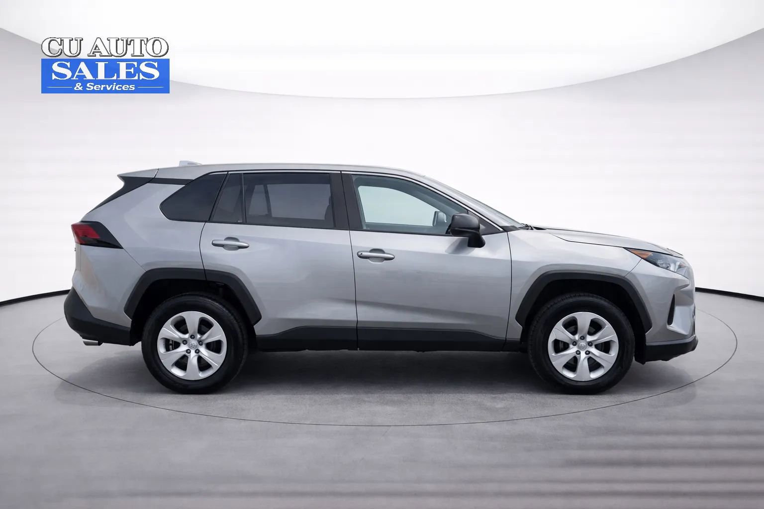 Used 2022 Toyota RAV4 LE AWD/4WD image 7