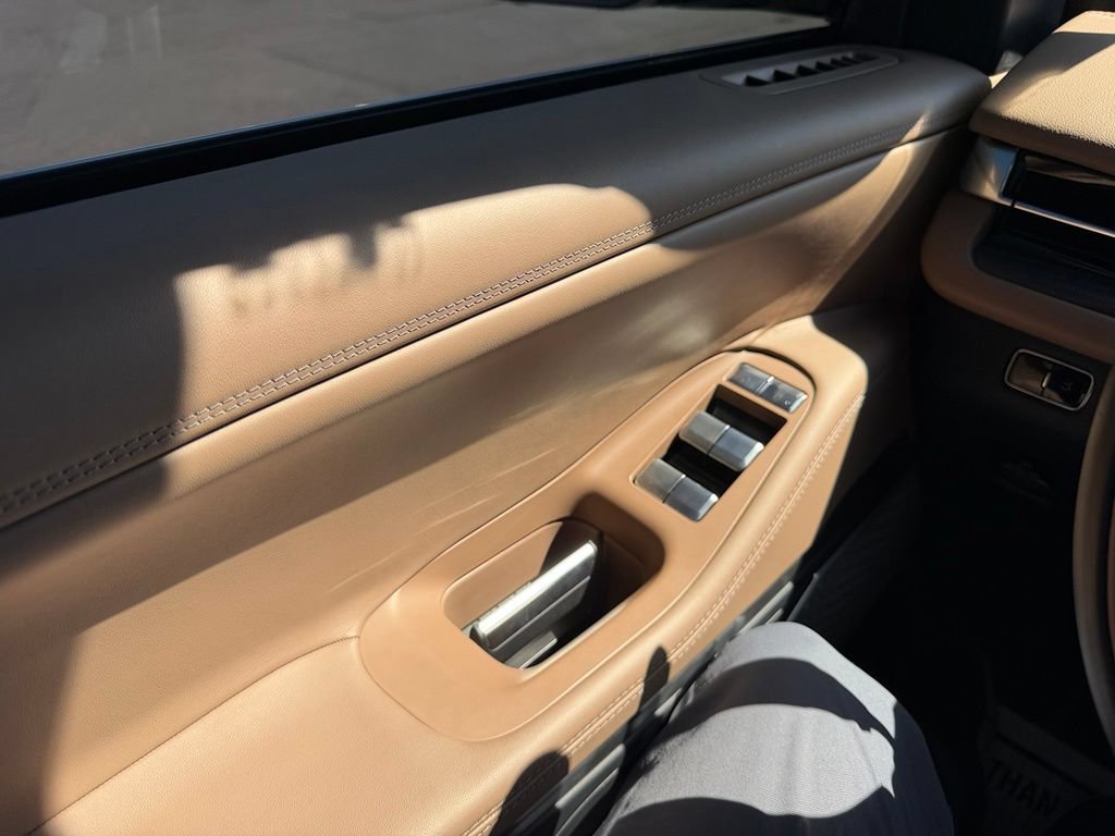 Used 2025 Lincoln Navigator L Black Label AWD/4WD image 43