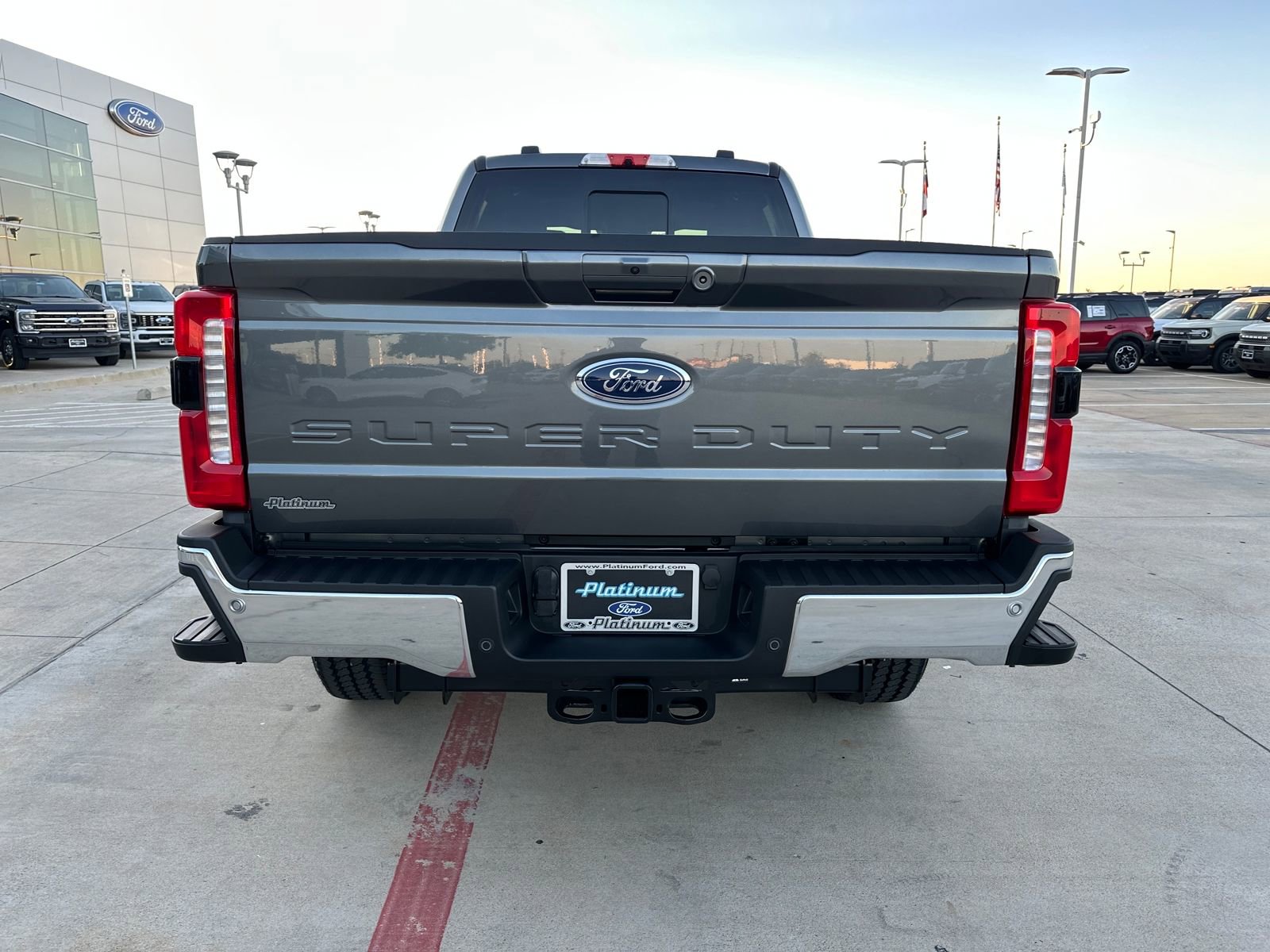 New 2026 Ford F350 Lariat w/ Lariat Premium Package image 4