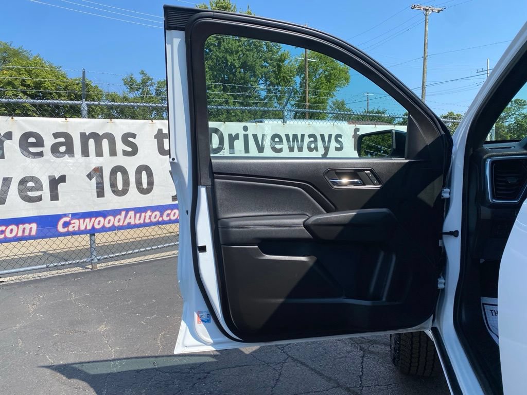 Used 2024 GMC Canyon Elevation w/ Convenience Package AWD/4WD image 12