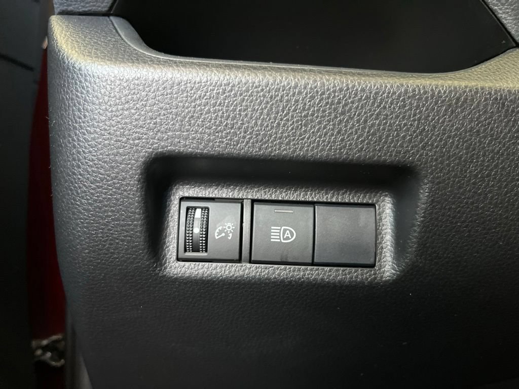 Used 2020 Toyota RAV4 LE w/ All Weather Liner Package AWD/4WD image 13