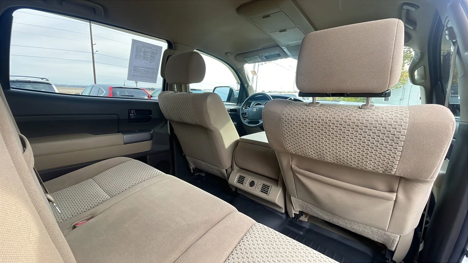 Used 2011 Toyota Tundra 4x4 CrewMax image 27