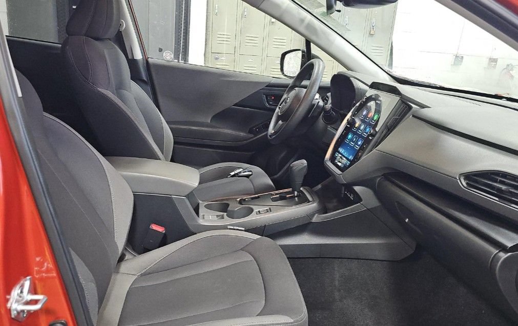 Used 2025 Subaru Crosstrek 2.5i Premium AWD/4WD image 7