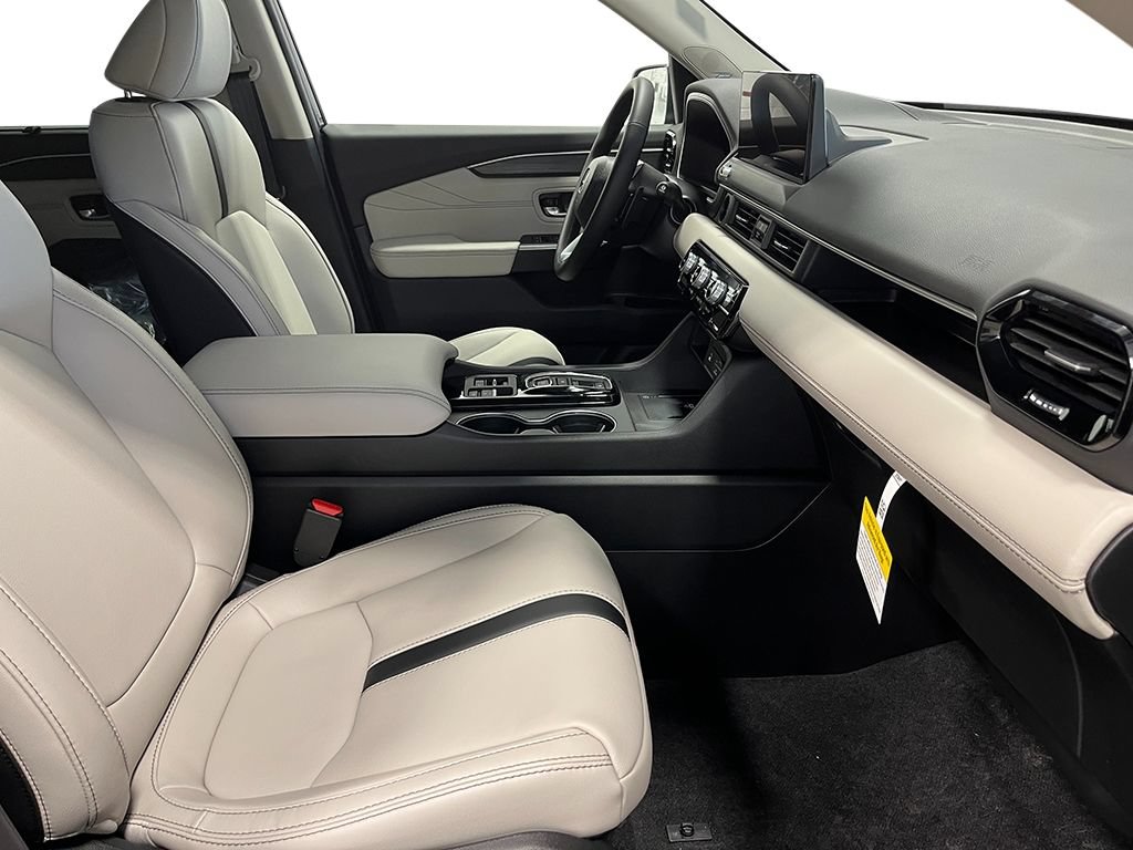 New 2026 Honda Pilot Touring image 28