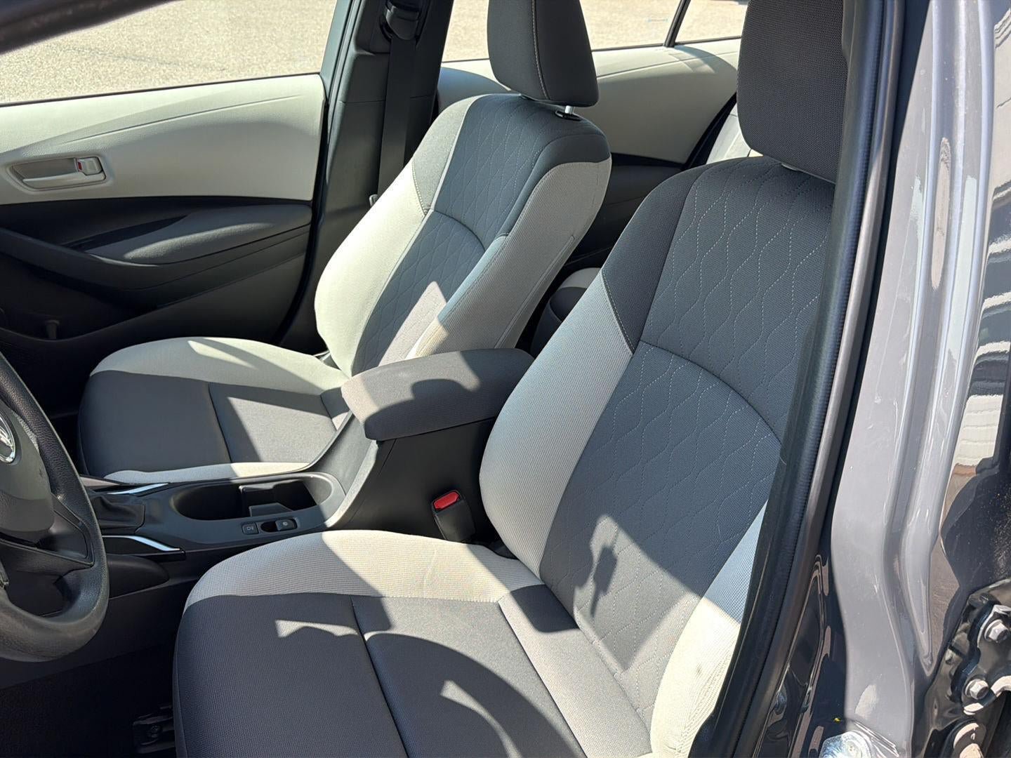 Used 2024 Toyota Corolla LE FWD image 13