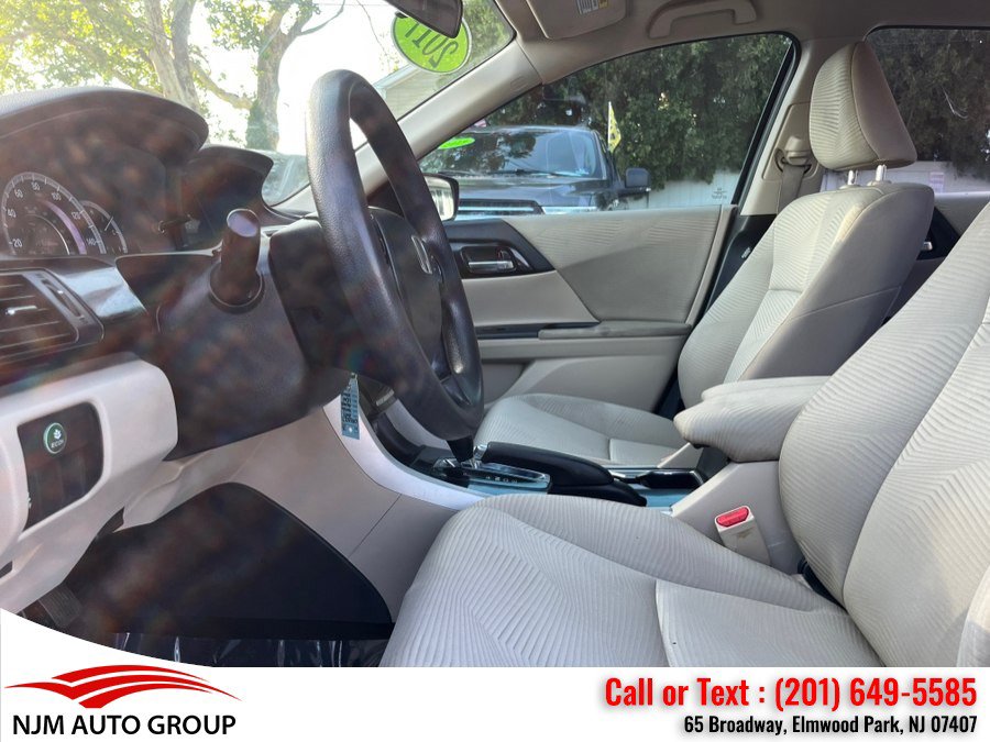 Used 2017 Honda Accord LX image 18