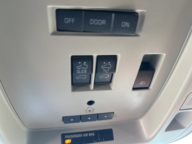 Used 2014 Chevrolet Silverado 1500 High Country w/ High Country Premium Package image 26