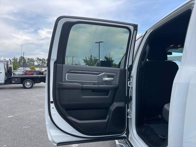 Certified 2022 RAM 2500 Big Horn AWD/4WD image 49